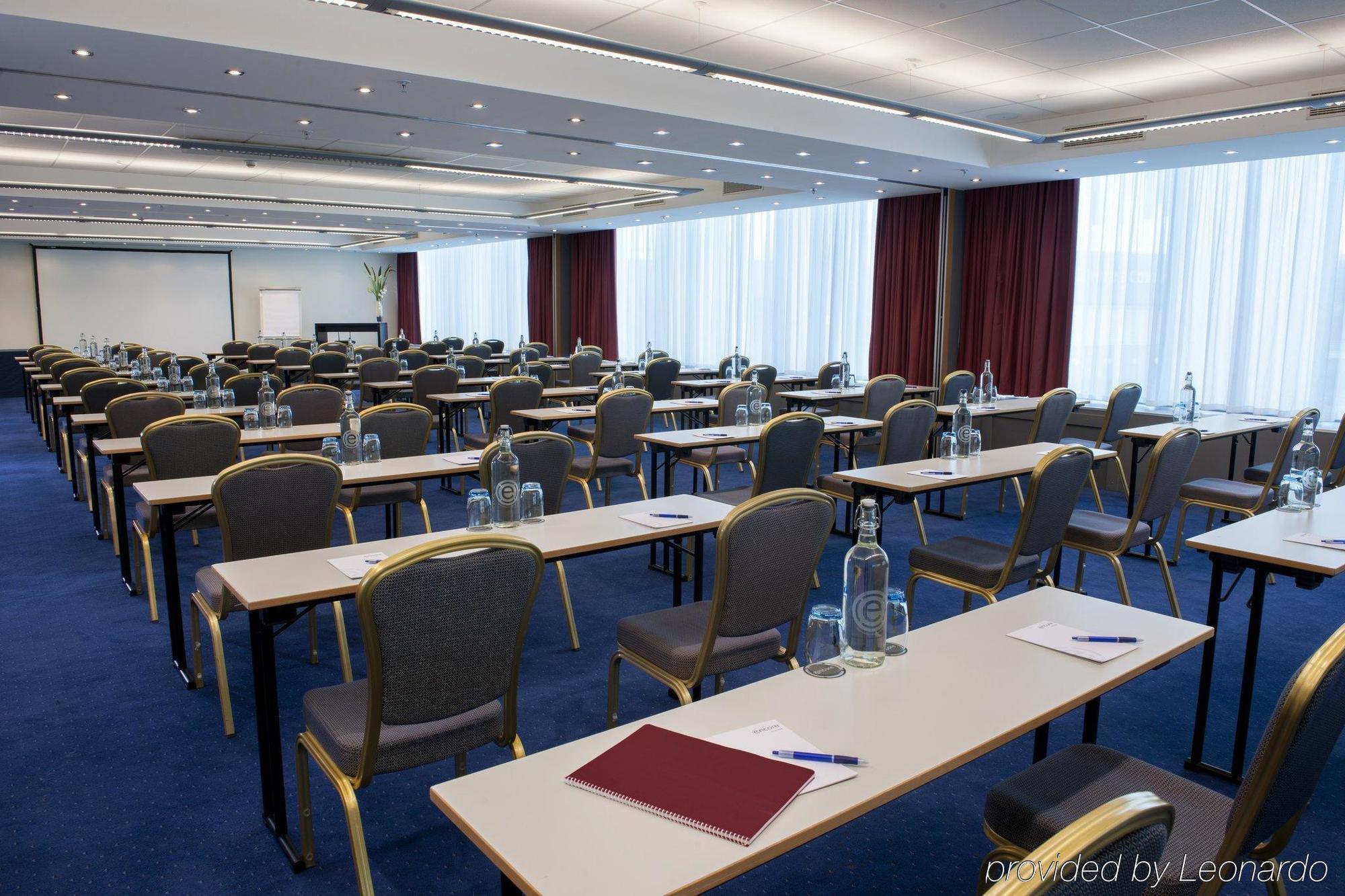 Ramada Encore By Wyndham Geneva Carouge Exterior foto