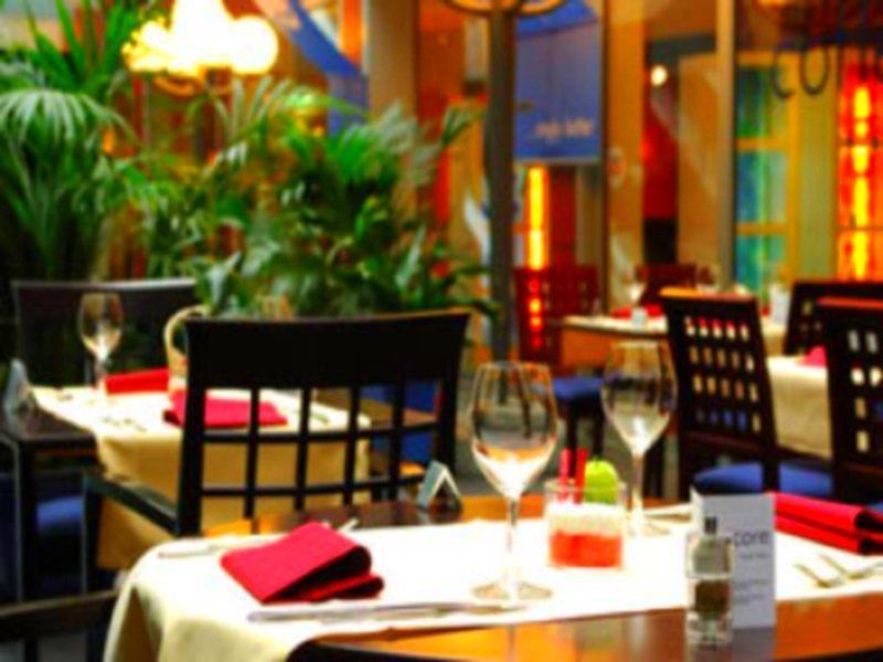 Ramada Encore By Wyndham Geneva Carouge Restaurante foto